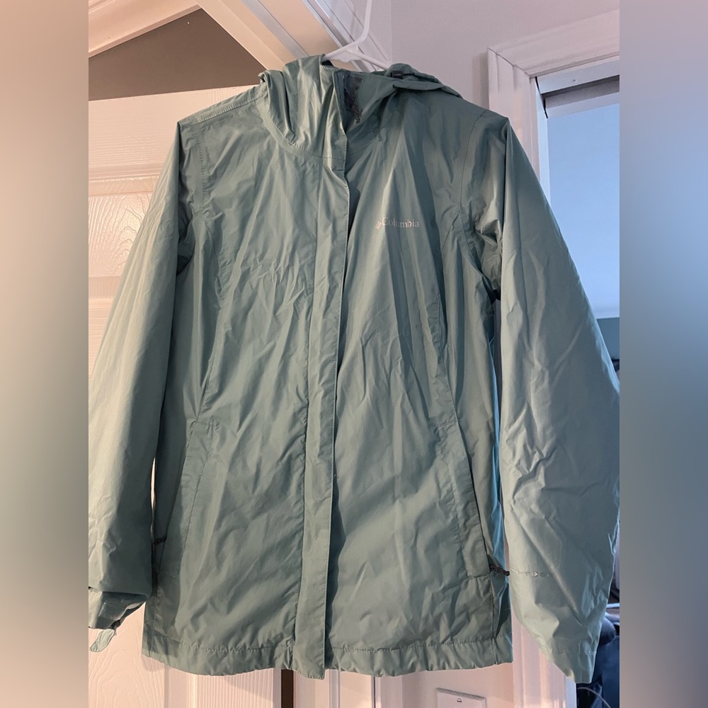 Columbia Women’s Raincoat